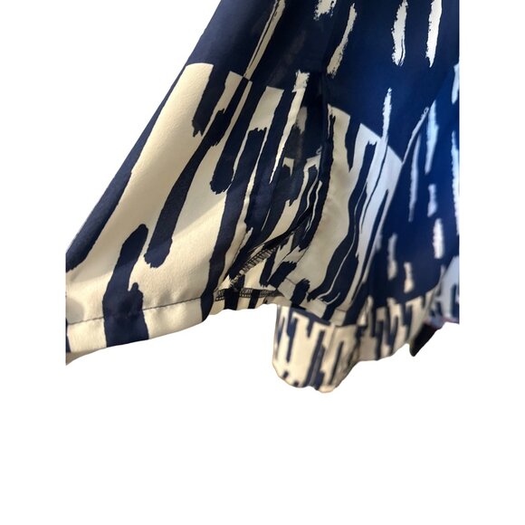 💖Avenue Womens Blue & White Print Top Size 22/24 - Picture 7 of 7